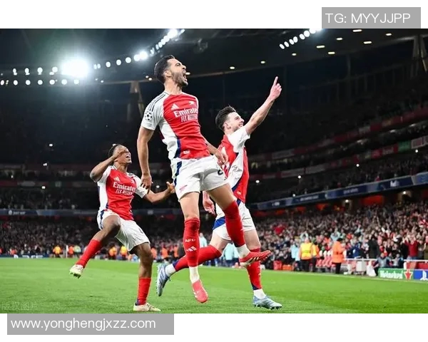 足球明星激情时刻甜蜜亲吻引爆球迷热议浪漫与竞技完美融合